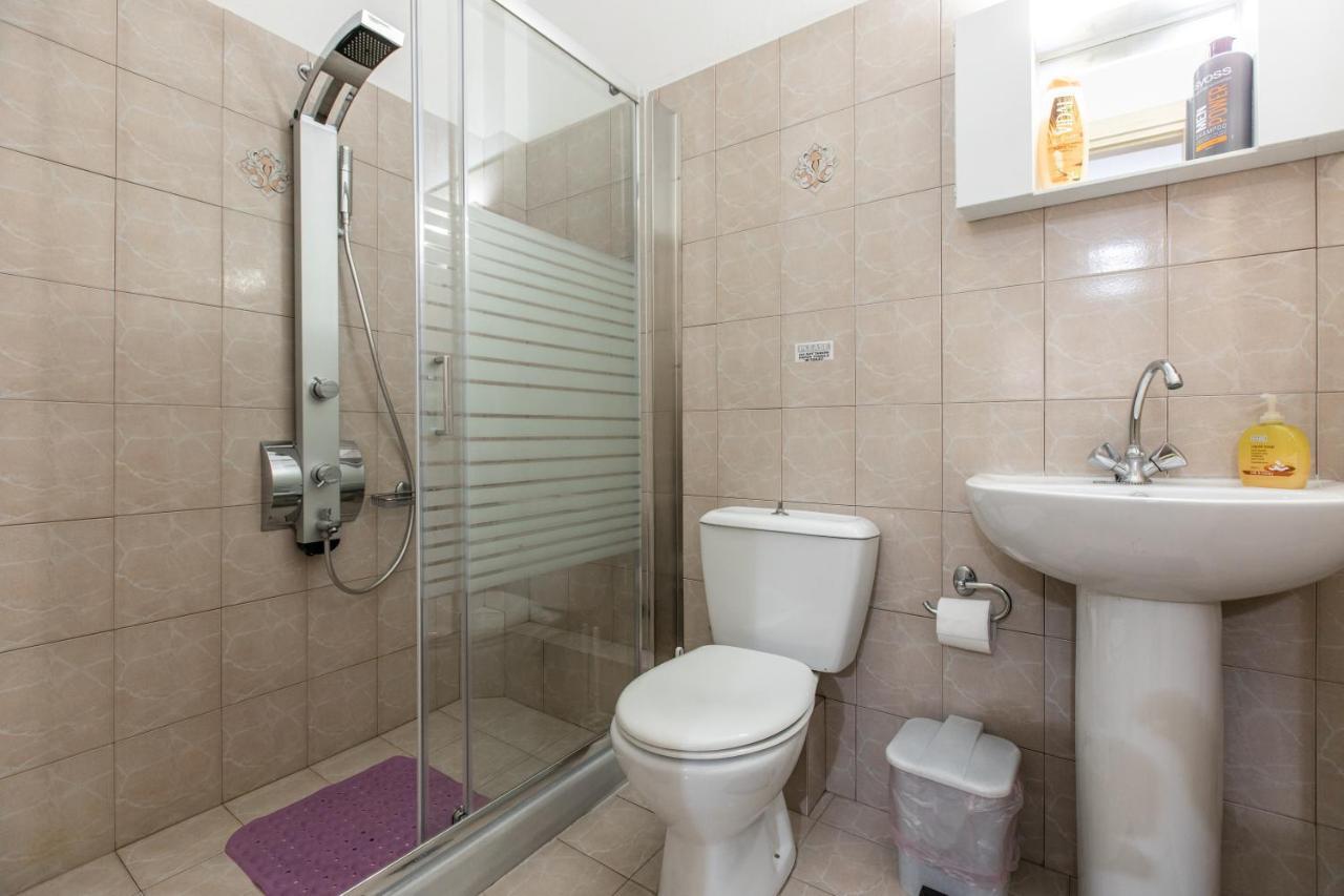 Central Cozy Apartment 3 Sparta Bagian luar foto