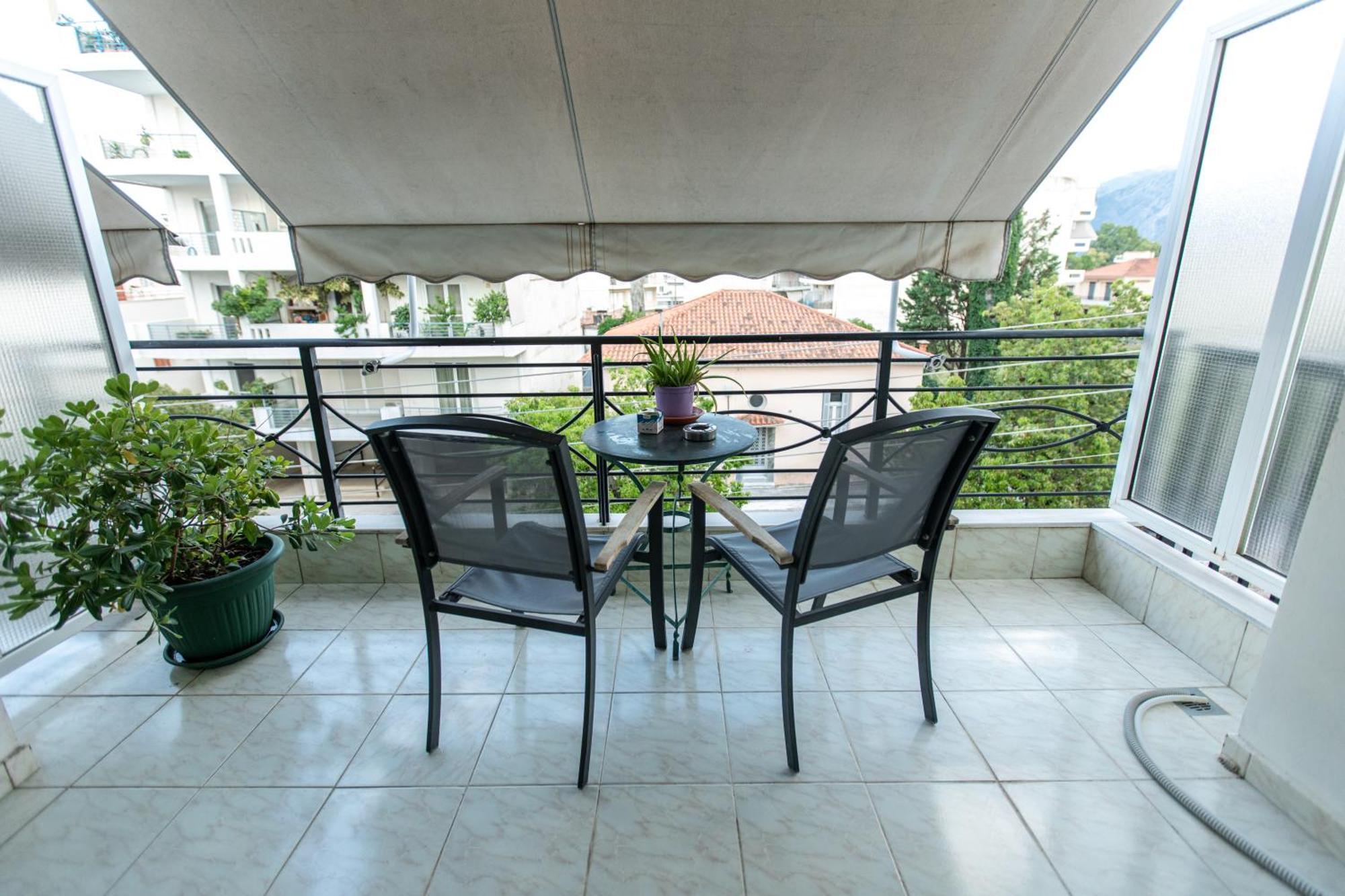 Central Cozy Apartment 3 Sparta Bagian luar foto